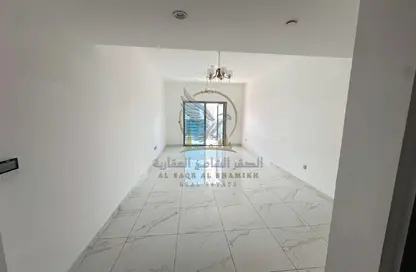 شقة - 3 غرف نوم - 4 حمامات للايجار في المجاز 1 - المجاز - الشارقة