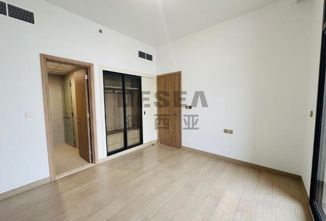 16143001 - Property Image 3