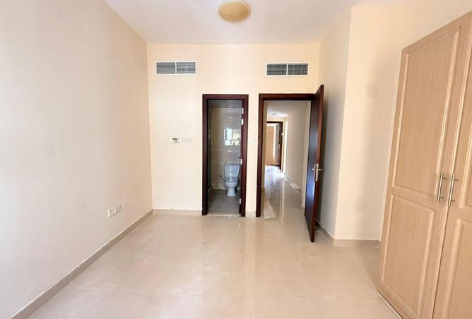 84071123 - Property Image 2