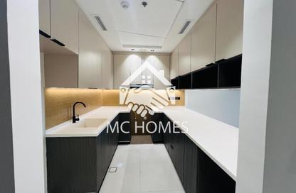 Apartment - 1 Bedroom - 2 Bathrooms for rent in Emerald Vision Tower - Jumeirah Village Triangle - Dubai
