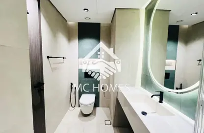 Apartment - 1 Bedroom - 2 Bathrooms for rent in Emerald Vision Tower - Jumeirah Village Triangle - Dubai