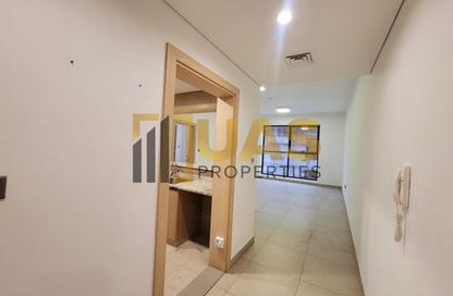 Apartment - 1 Bedroom - 2 Bathrooms for rent in Jumeirah Garden City - Al Satwa - Dubai