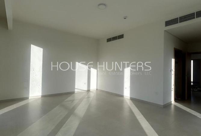 67427651 - صورة العقار 3