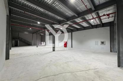 Warehouse - Studio - 1 for rent in Umm Ramool - Dubai Warehouse - Studio - 1 for rent in Umm Ramool - Dubai