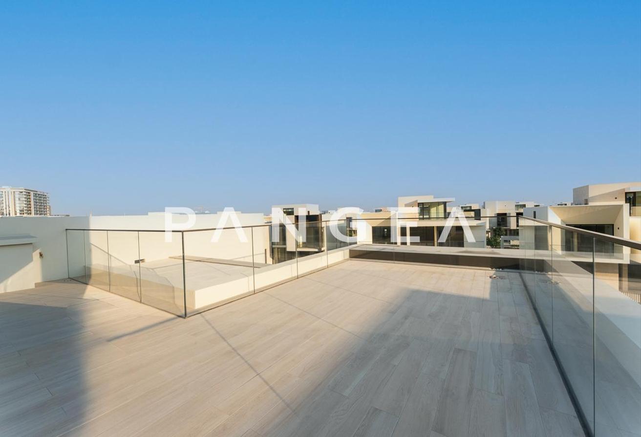 Genuine Listing | Luxurious | Opposite Park photo 21