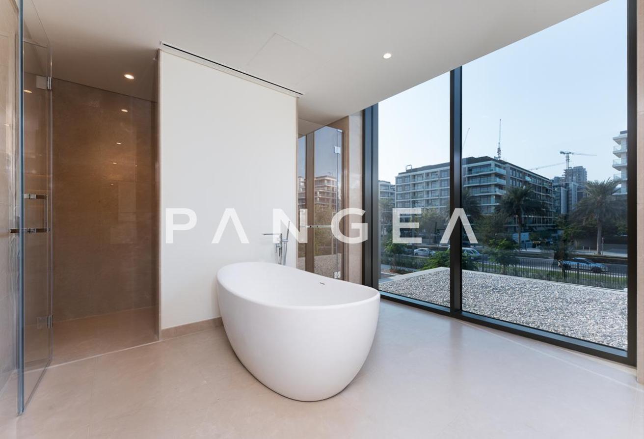 Genuine Listing | Luxurious | Opposite Park photo 24
