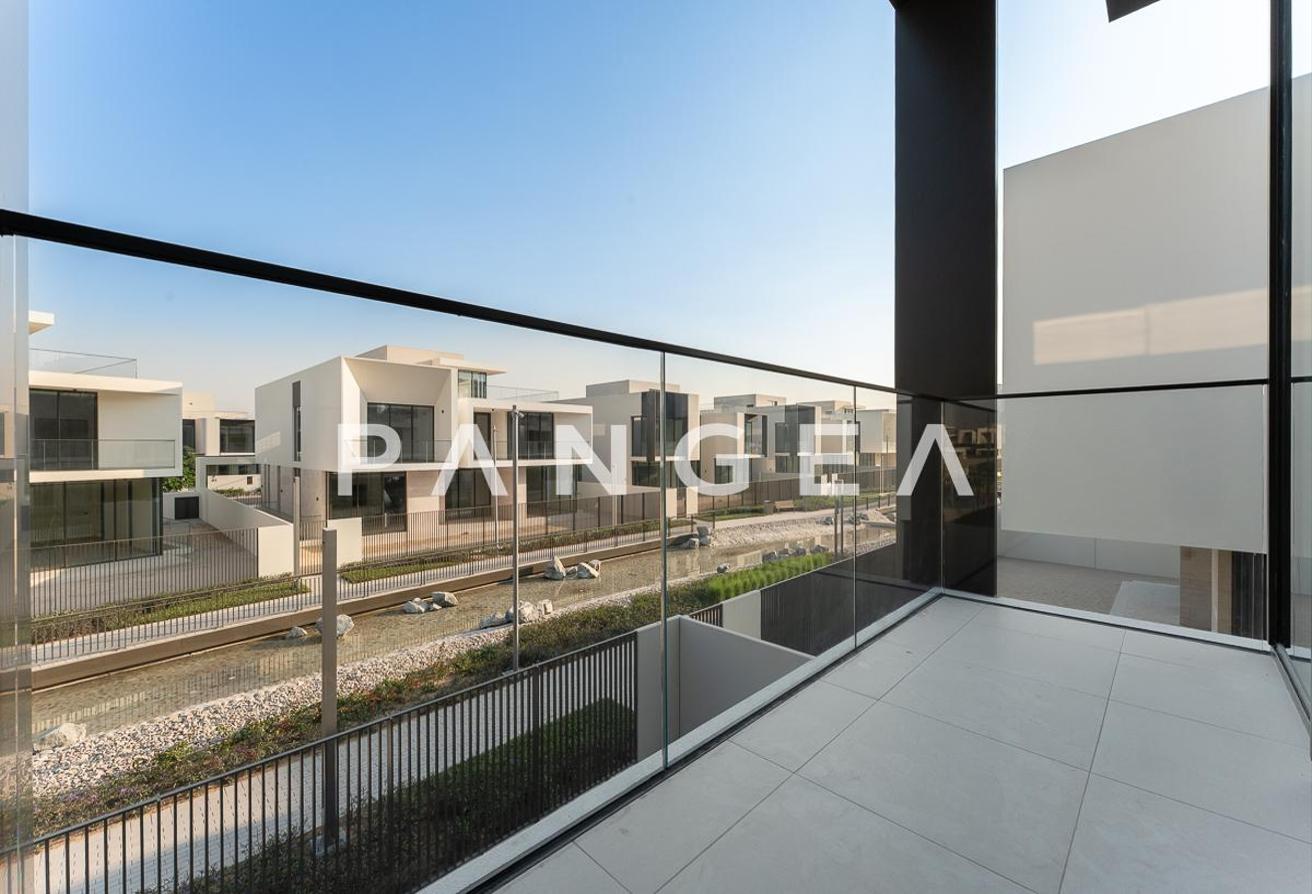 Genuine Listing | Luxurious | Opposite Park photo 15