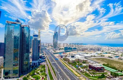 شقة - 3 غرف نوم - 5 حمامات للايجار في برج اسكيب - الخليج التجاري - دبي