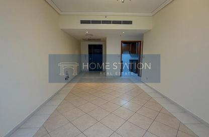 Apartment - 3 Bedrooms - 3 Bathrooms for rent in 21st Century Tower - Sheikh Zayed Road - Dubai
