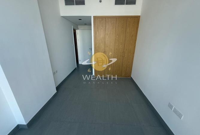 111405721 - Property Image 2