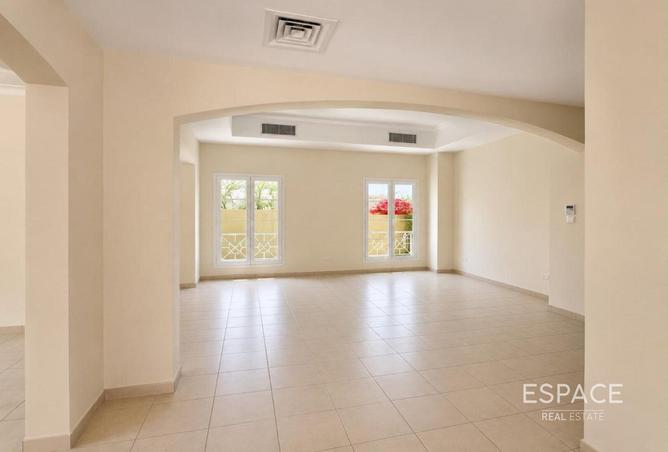 106398135 - Property Image 2