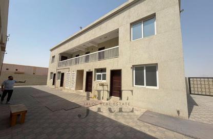 Warehouse - Studio - 7+ Bathrooms for rent in Al Sajaa Industrial - Al Sajaa - Sharjah