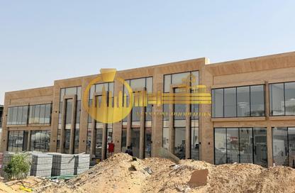متجر - استوديو - 8 حمامات للبيع في برج بحيرة الإمارات 1 - أبراج بحيرة الإمارات - مدينة الإمارات - عجمان