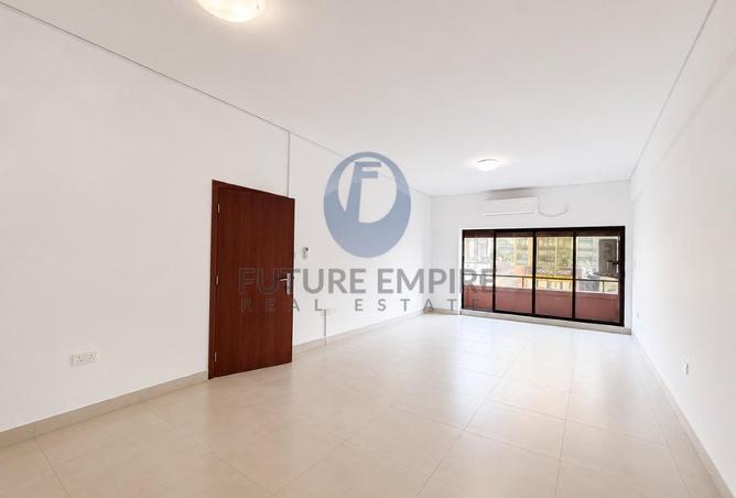 136071472 - Property Main Image