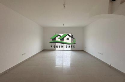 Townhouse - 3 - 4 for sale in Arabian Style - Al Reef Villas - Al Reef - Abu Dhabi