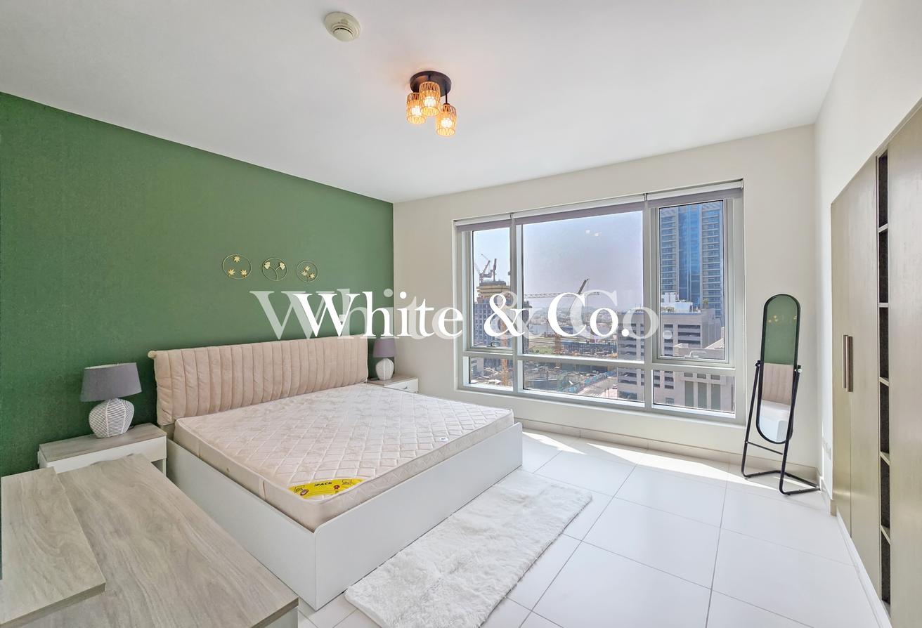 Chiller Free | Prime Location | Furnished photo 8