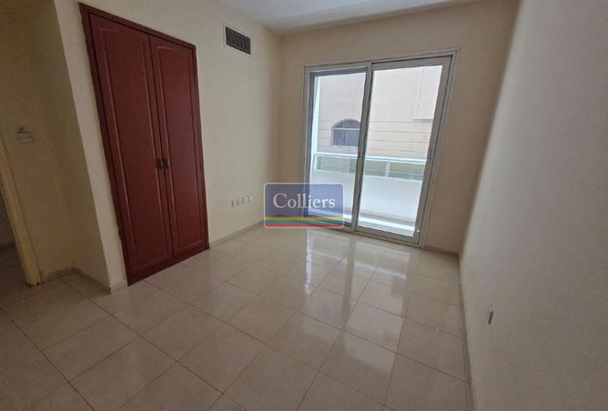 76589756 - Property Image 3