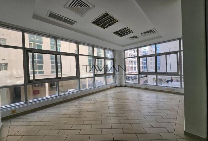 74261621 - صورة العقار 3