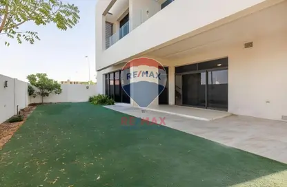 Villa - 4 Bedrooms - 7 Bathrooms for rent in West Yas - Yas Island - Abu Dhabi