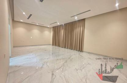 Villa - 5 Bedrooms - 7 Bathrooms for rent in Al Aweer - Dubai