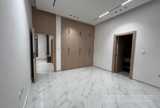 77400187 - Property Image 3