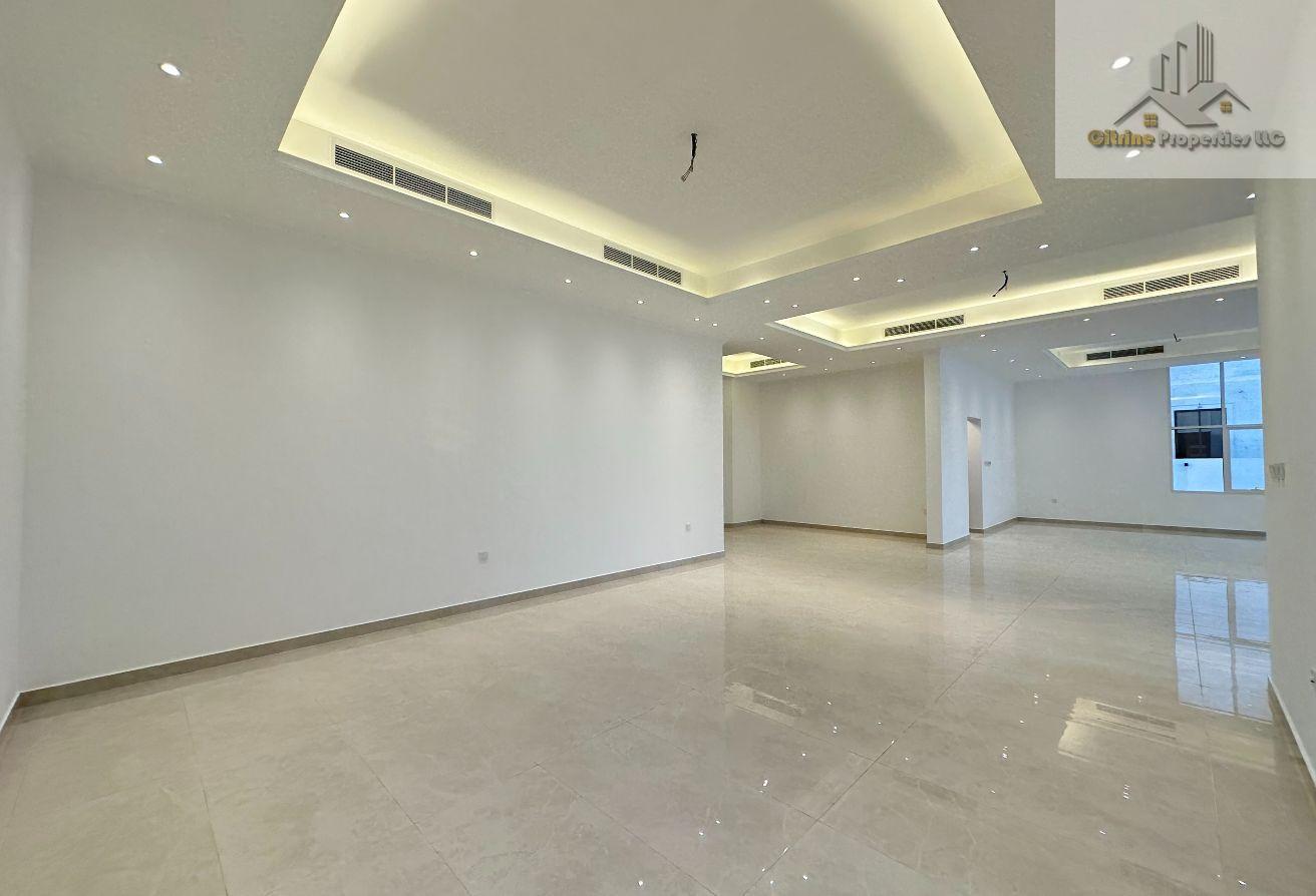 Huge Garden | Modern Design | Inside Kitchen photo 5