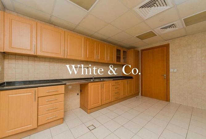 73112468 - Property Image 3