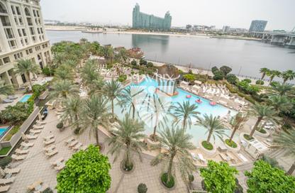 Apartment - 3 Bedrooms - 4 Bathrooms for sale in Palazzo Versace - Culture Village - Dubai