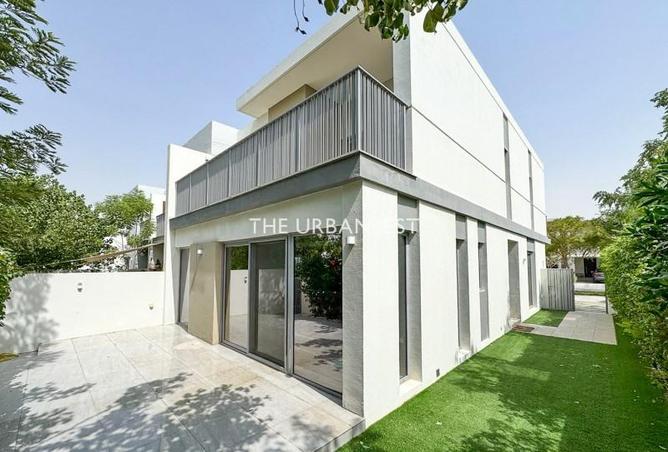 98252821 - Property Main Image