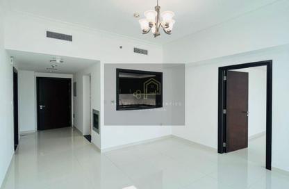 Apartment - 1 Bedroom - 2 Bathrooms for rent in Majestic Tower - Al Abraj street - Business Bay - Dubai Apartment - 1 Bedroom - 2 Bathrooms for rent in Majestic Tower - Al Abraj street - Business Bay - Dubai