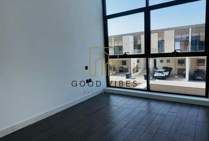 74627127 - Property Image 2