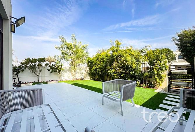 60127379 - Property Image 2