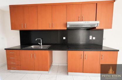 Apartment - 1 Bedroom - 2 Bathrooms for rent in Golden Sands 12 - Al Mankhool - Bur Dubai - Dubai