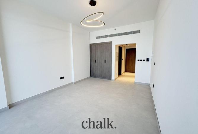 81932983 - صورة العقار 3