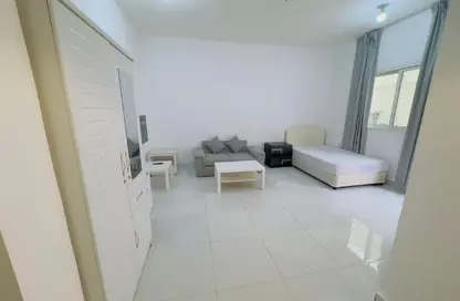 شقة - 1 حمام للايجار في مدينة خليفة - أبوظبي