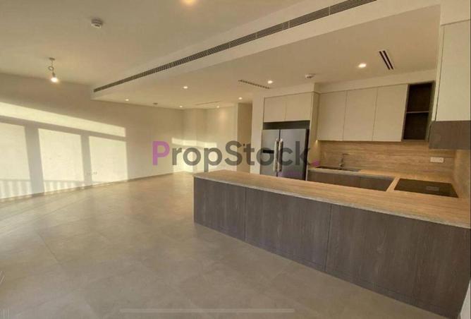 73842605 - صورة العقار 2