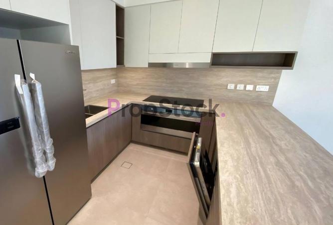 73842605 - Property Image 3