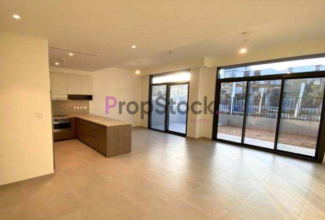 73842605 - Property Main Image