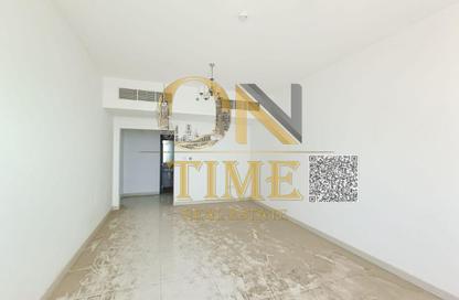 Apartment - 3 Bedrooms - 3 Bathrooms for rent in Al Rumailah building - Al Rumailah 2 - Al Rumaila - Ajman