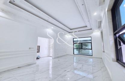Villa - 5 - 7 for rent in Nad Al Sheba Gardens 1 - Nad Al Sheba Gardens - Nad Al Sheba 1 - Nad Al Sheba - Dubai