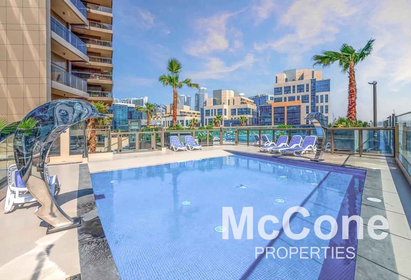 12 Cheques | Large Layout | Furnished photo 18