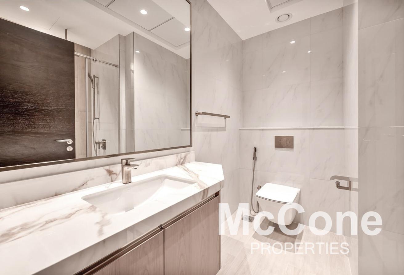 12 Cheques | Large Layout | Furnished photo 16