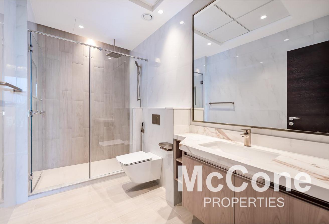 12 Cheques | Large Layout | Furnished photo 15