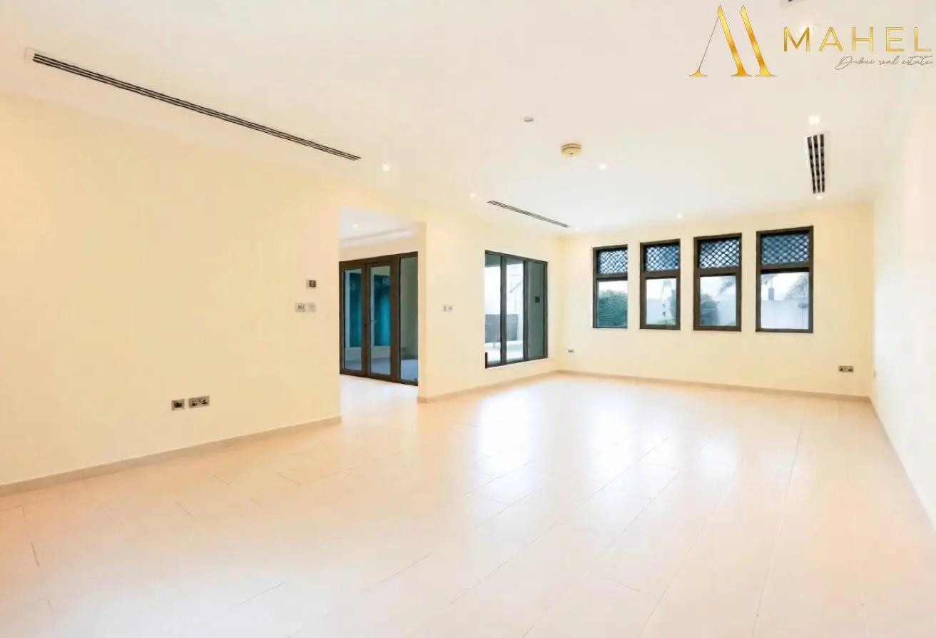 155528596 - Property Main Image