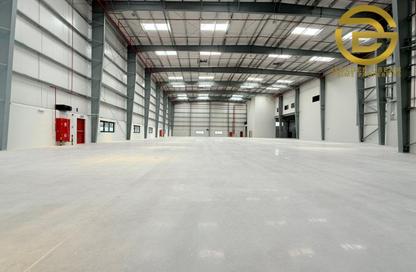 Warehouse - Studio - 4 Bathrooms for rent in Technology Park - Dubai
