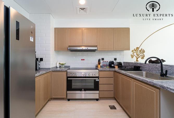 73864100 - Property Image 3