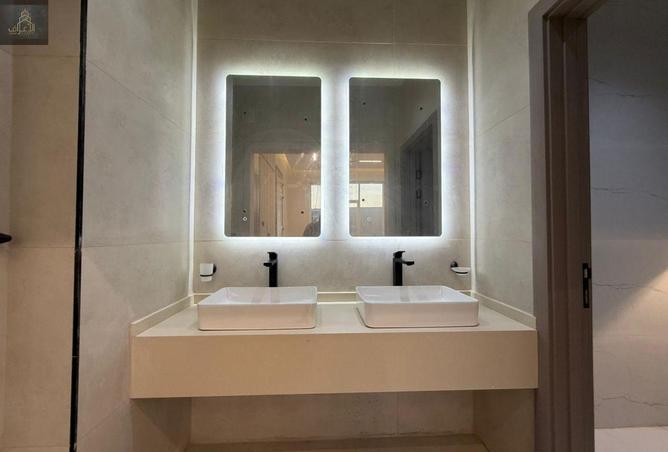 143732290 - Property Image 3