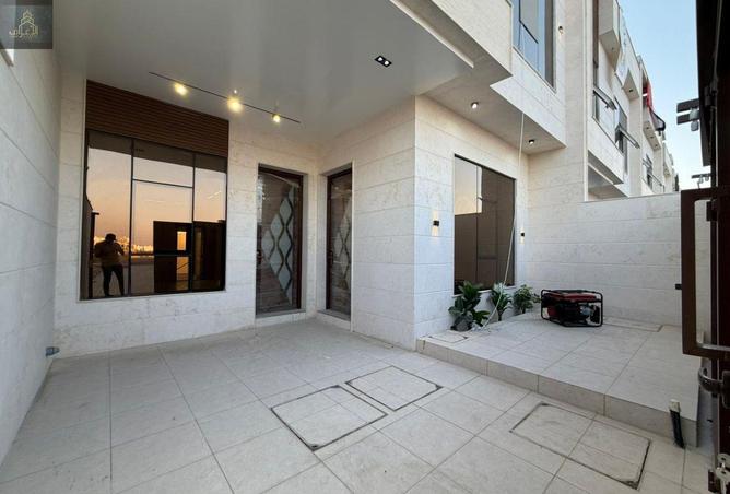 143732290 - Property Image 2