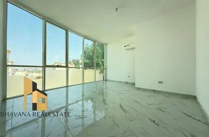 شقة - غرفة نوم - 1 حمام للايجار في فيلات مدينة خليفة آيه - مدينة خليفة أ - مدينة خليفة - أبوظبي