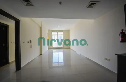 شقة - غرفة نوم - 2 حمامات للايجار في برج فرانكفورت - مدينة دبي الرياضية - دبي